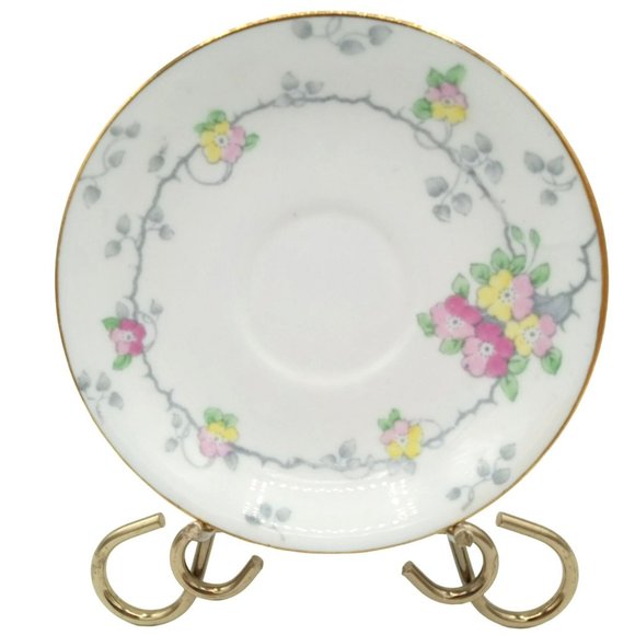 Old Royal Bone China England Vintage Saucer Plate 5.25 Inch Floral 2410 - Picture 1 of 12